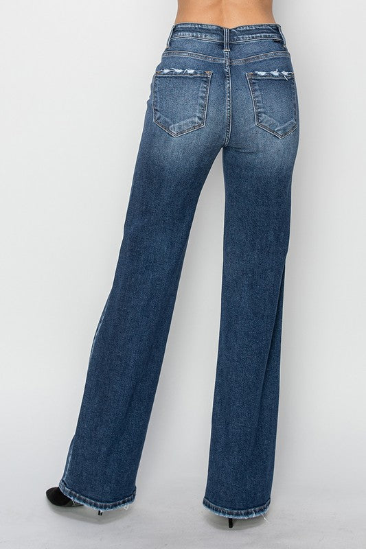 Nuni High Rise Straight Jeans