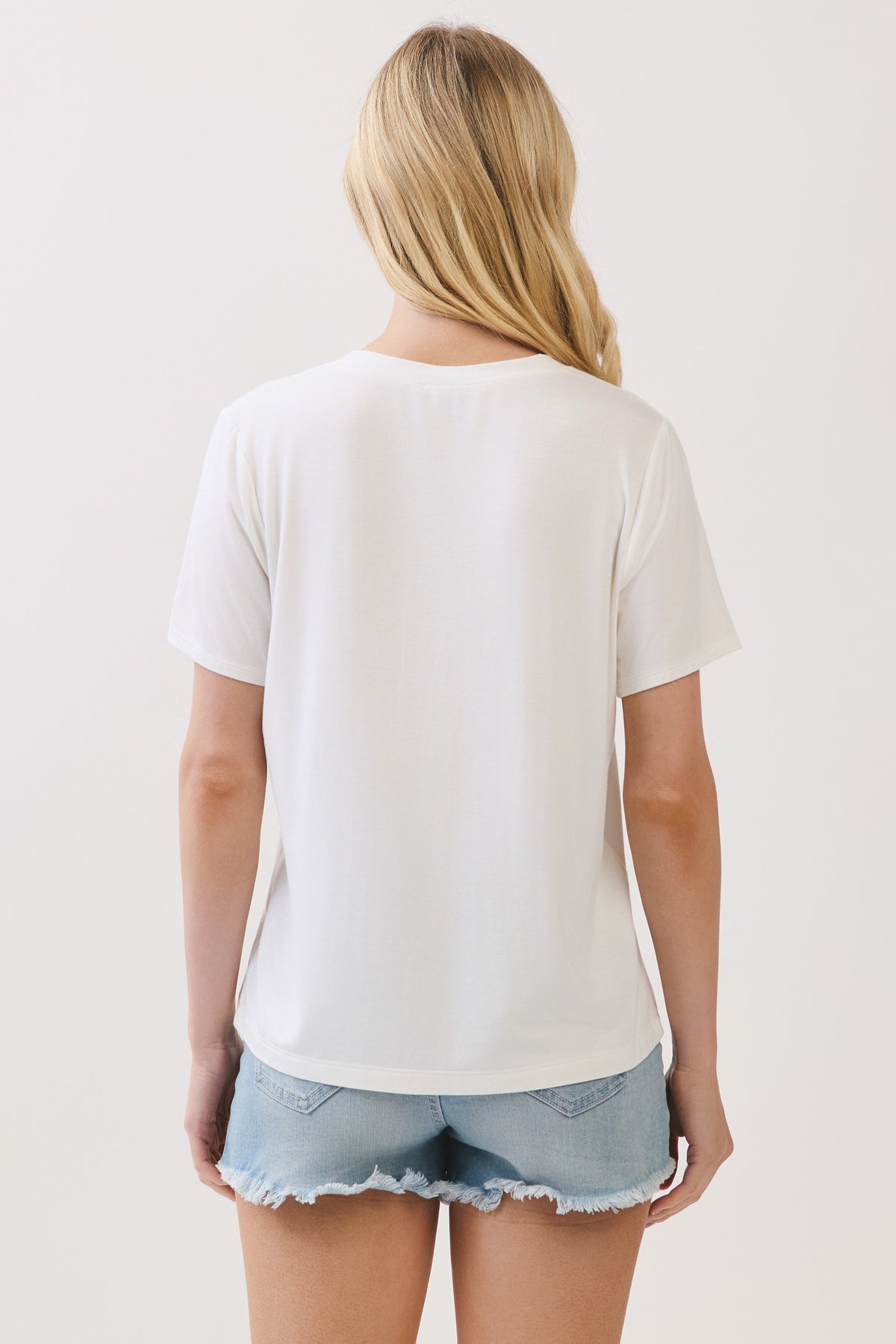 Fena Vneck Tee
