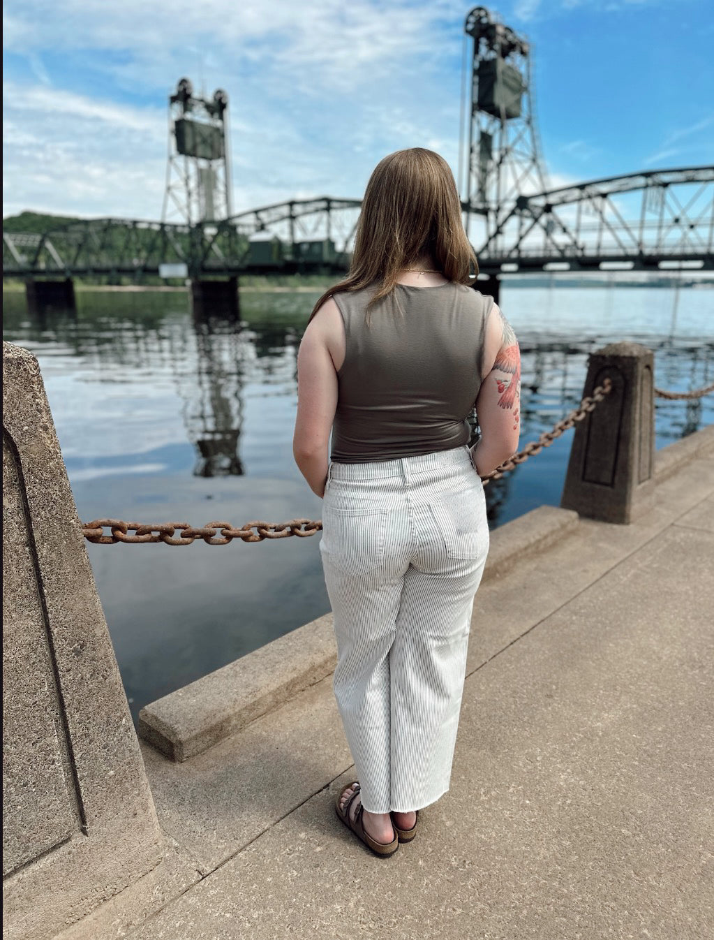Samantha HR Crop Wide Jeans