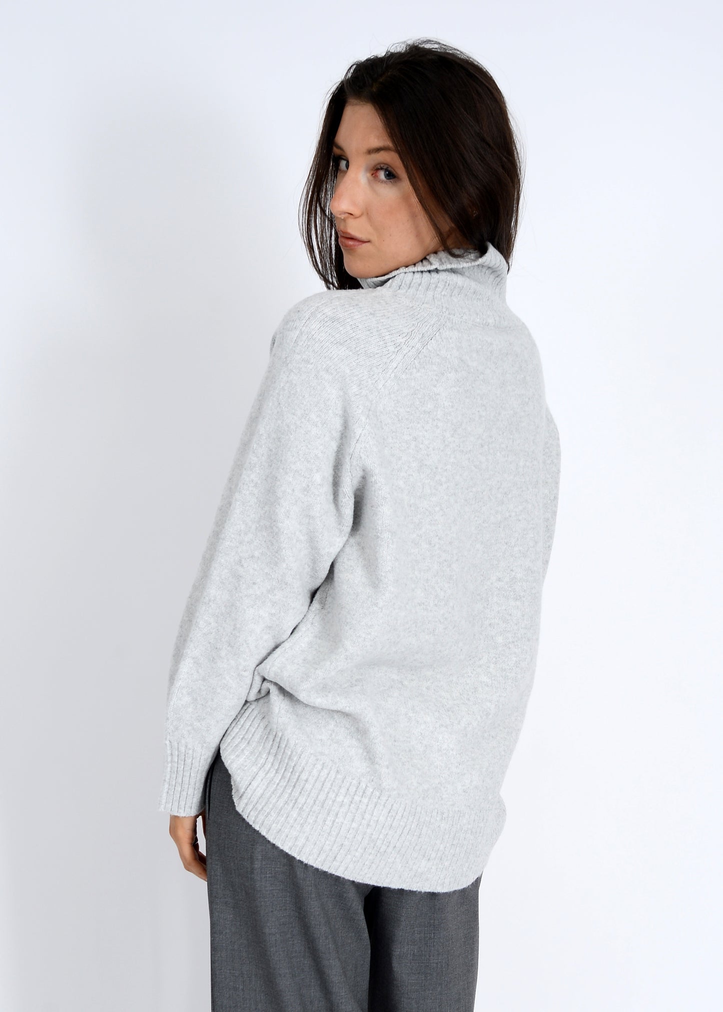 Anthousa Long Sleeve Sweater