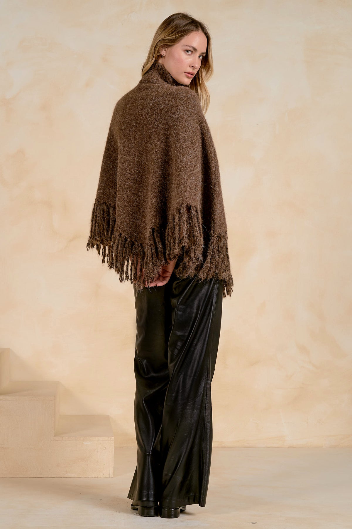 Gemma Poncho