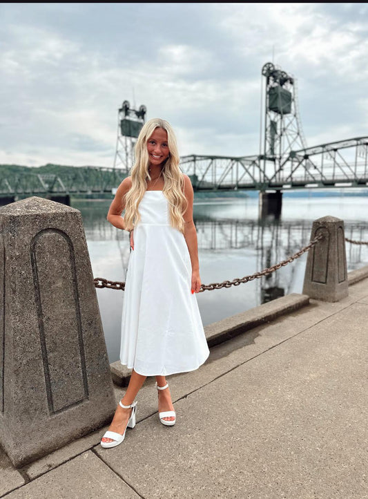 Cynthia Linen Midi Dress