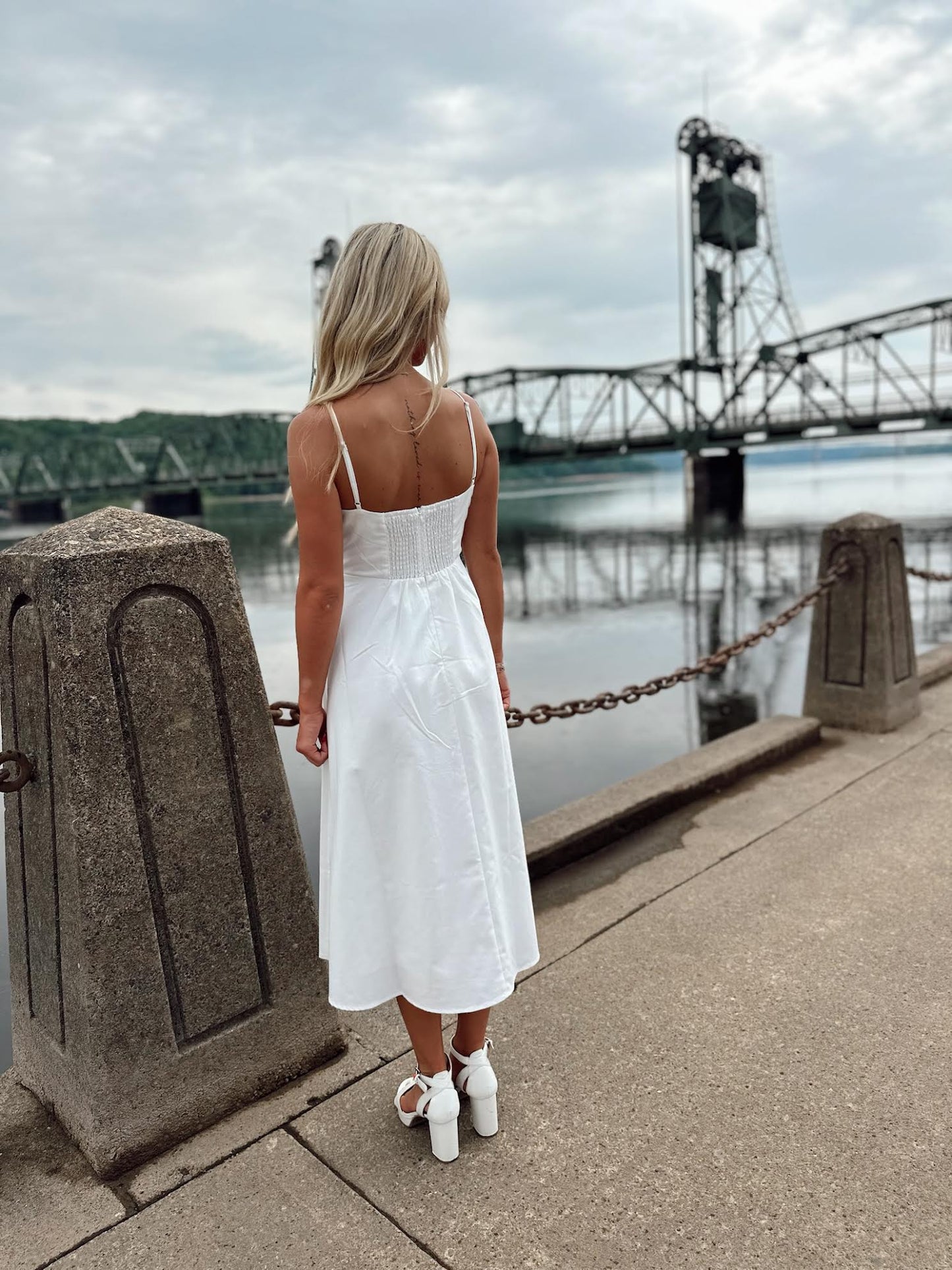 Cynthia Linen Midi Dress