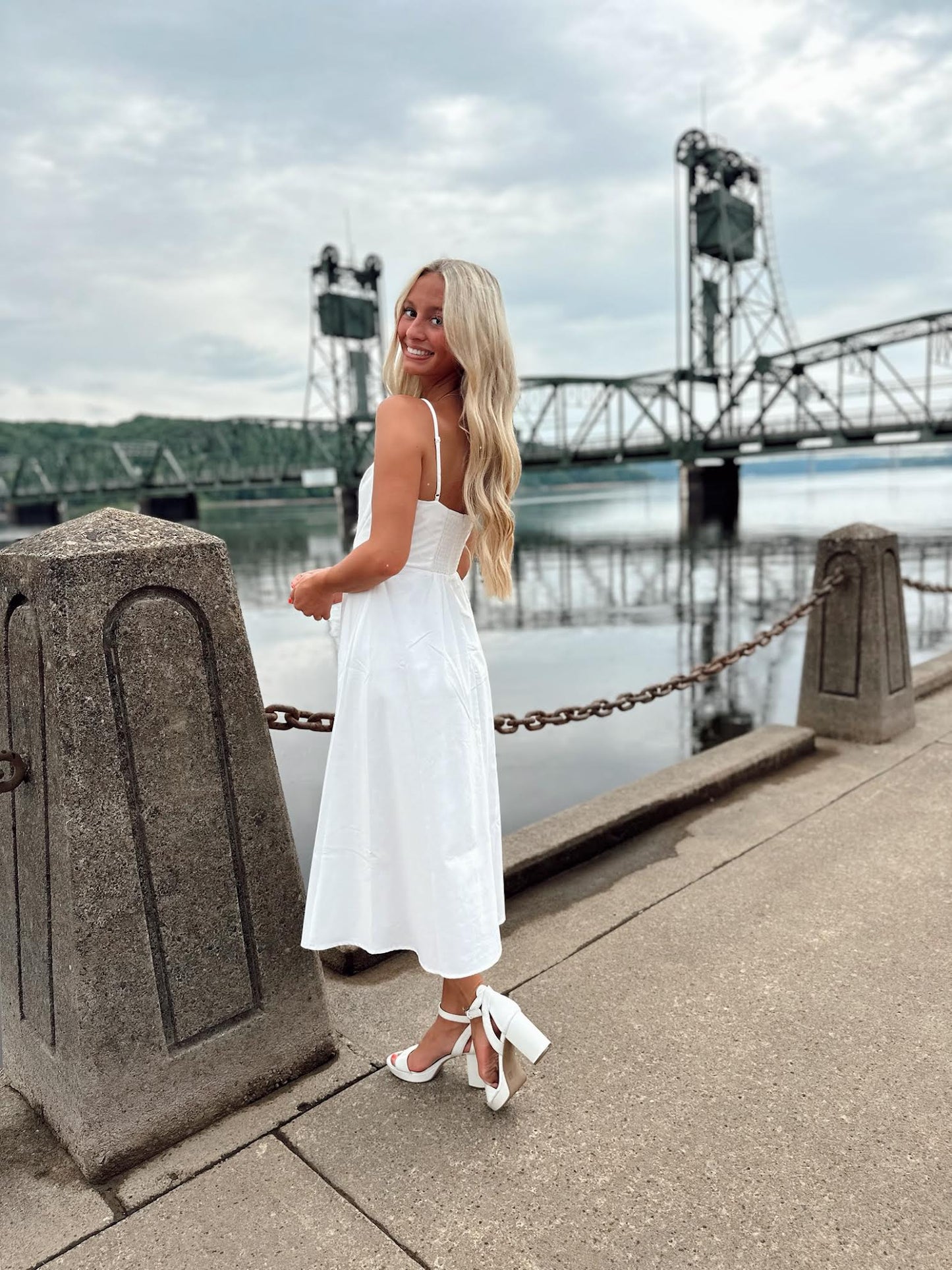 Cynthia Linen Midi Dress