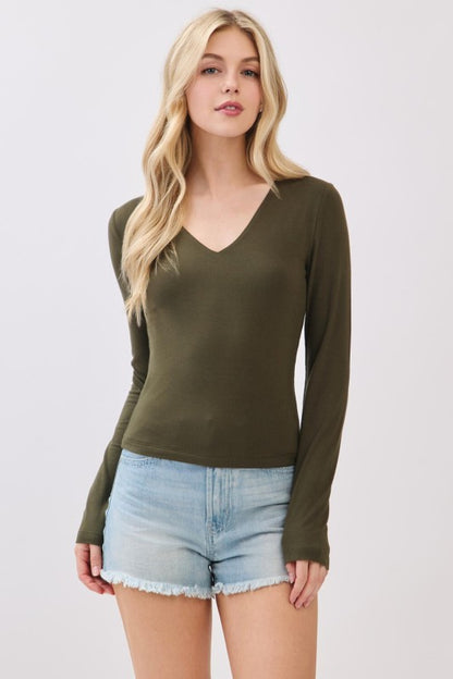 Emilie Vneck Top
