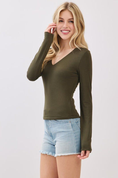 Emilie Vneck Top