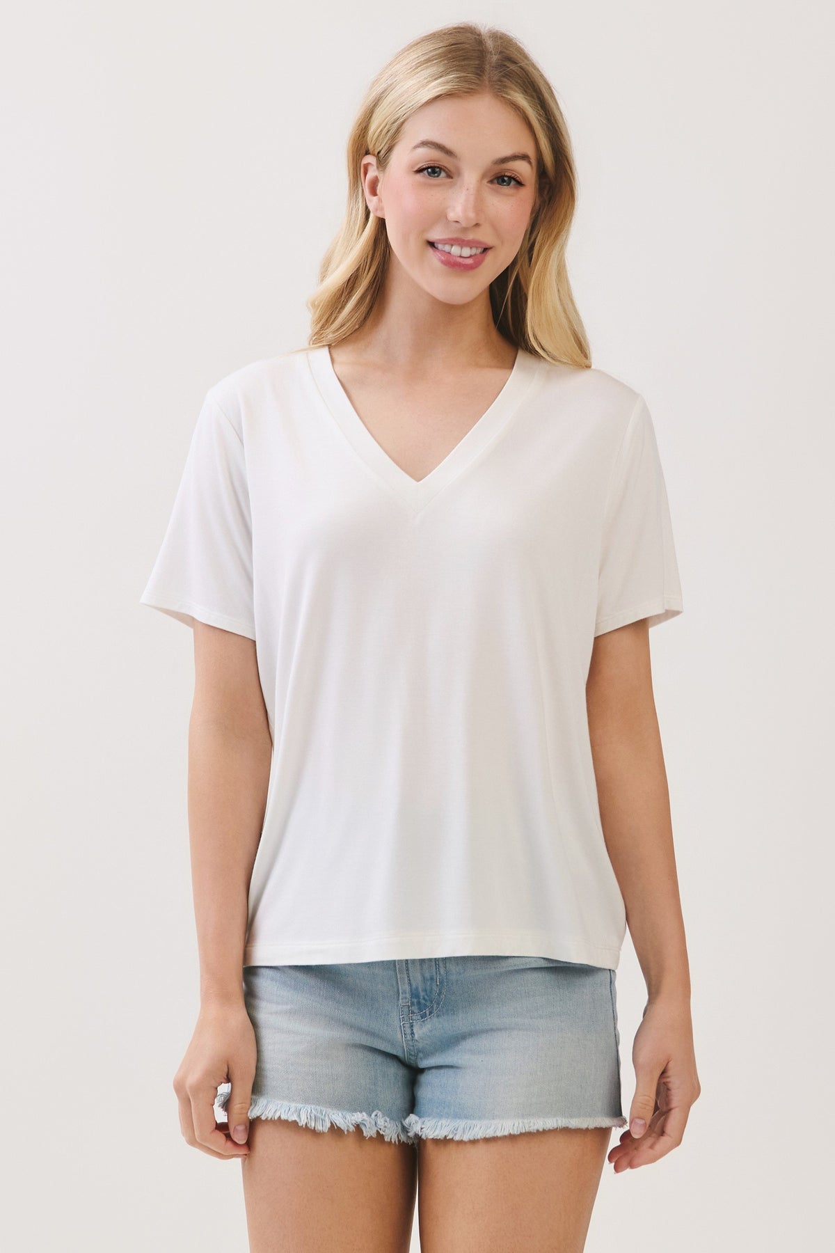 Fena Vneck Tee
