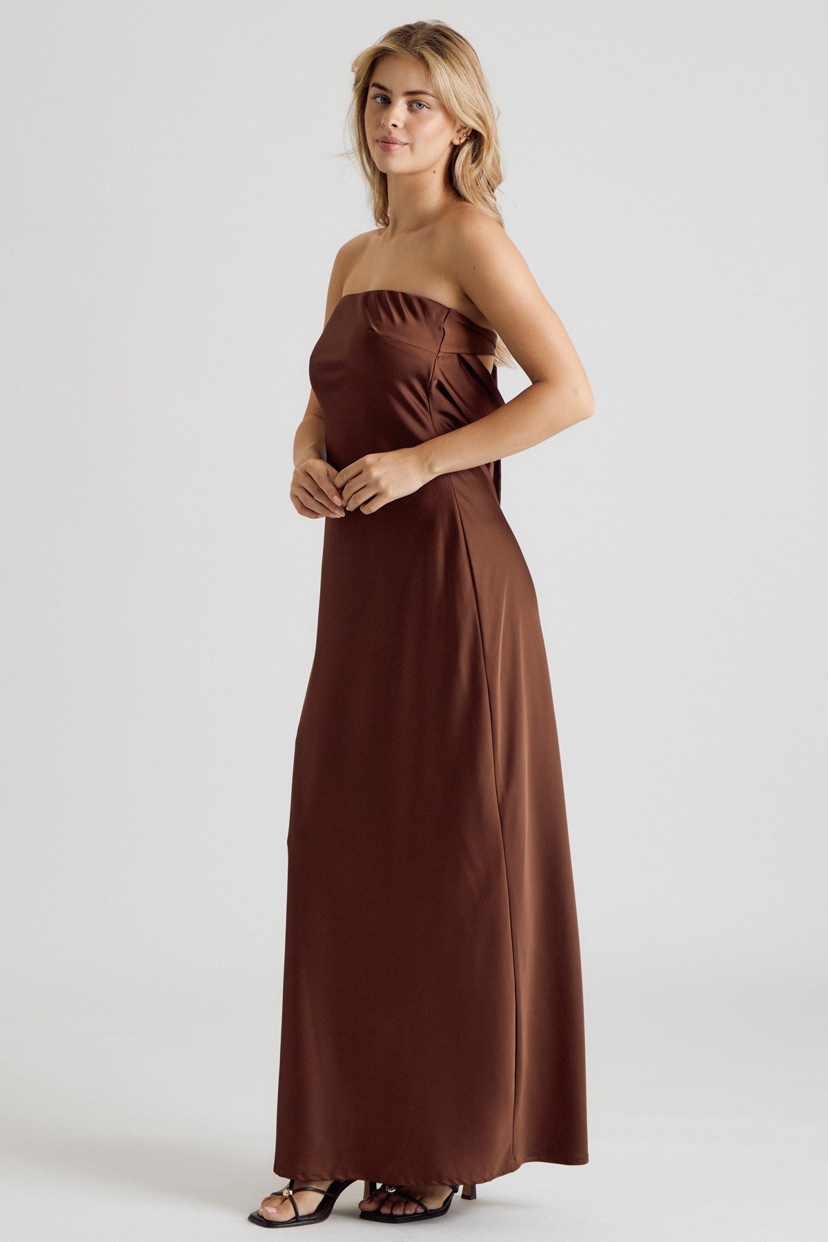 Sara Strapless Maxi