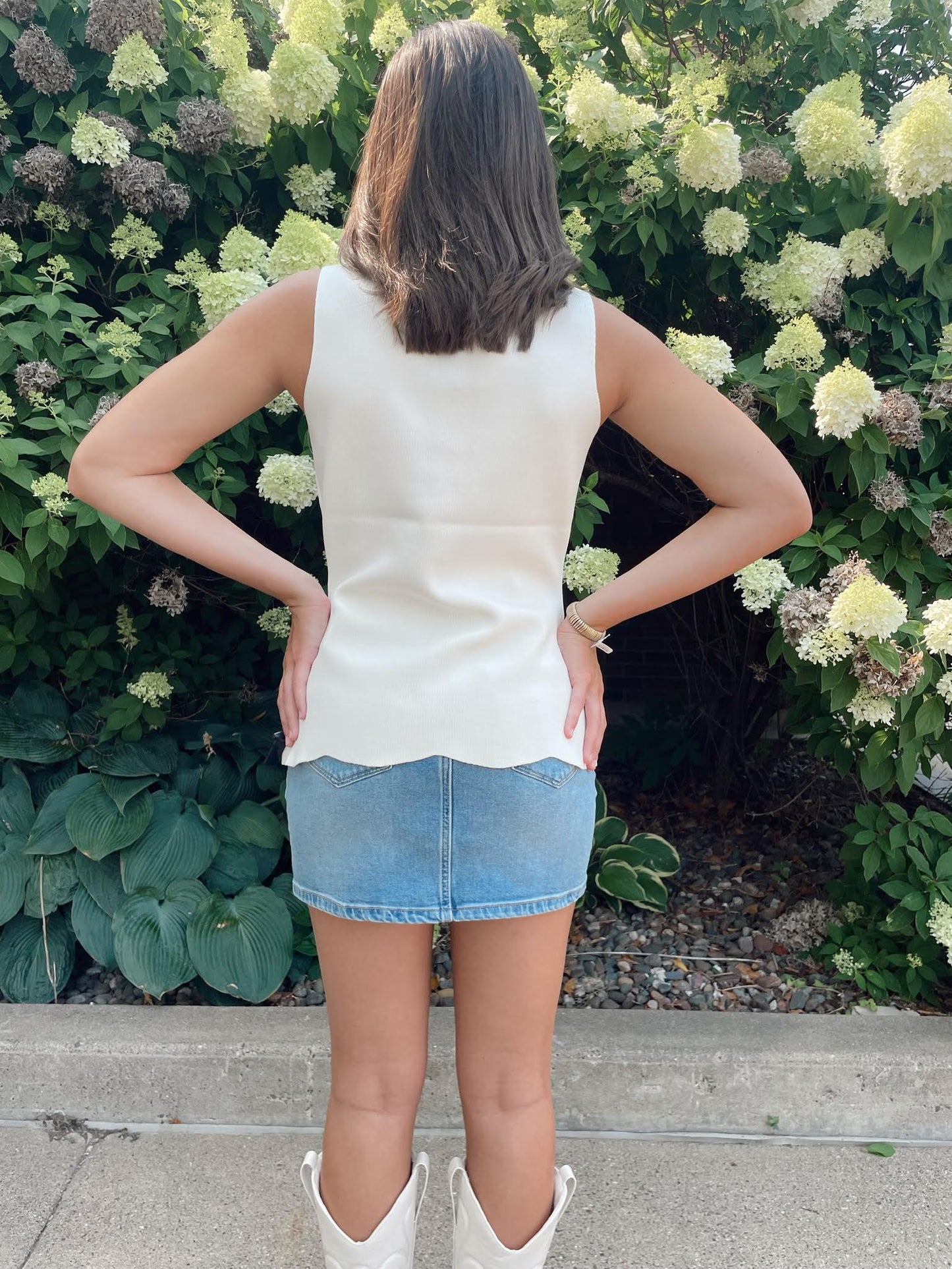 Bakkum Sleeveless Sweater