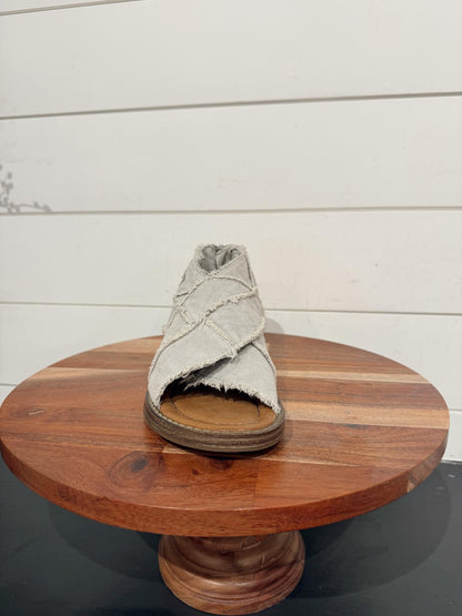 Bambi Sandal
