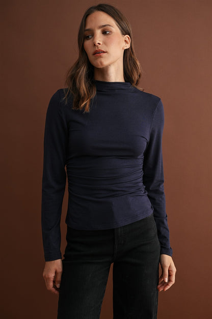 Charming Fitted Top