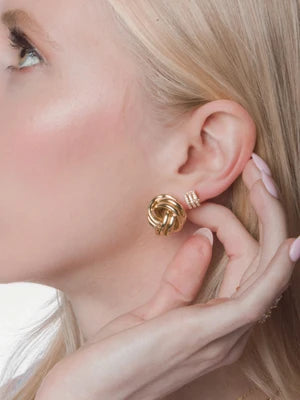 Aster Triple Curve Hoop
