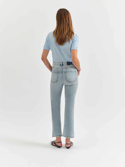 Shy Girl HR Crop Flare