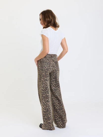 Far Out HR Jeans
