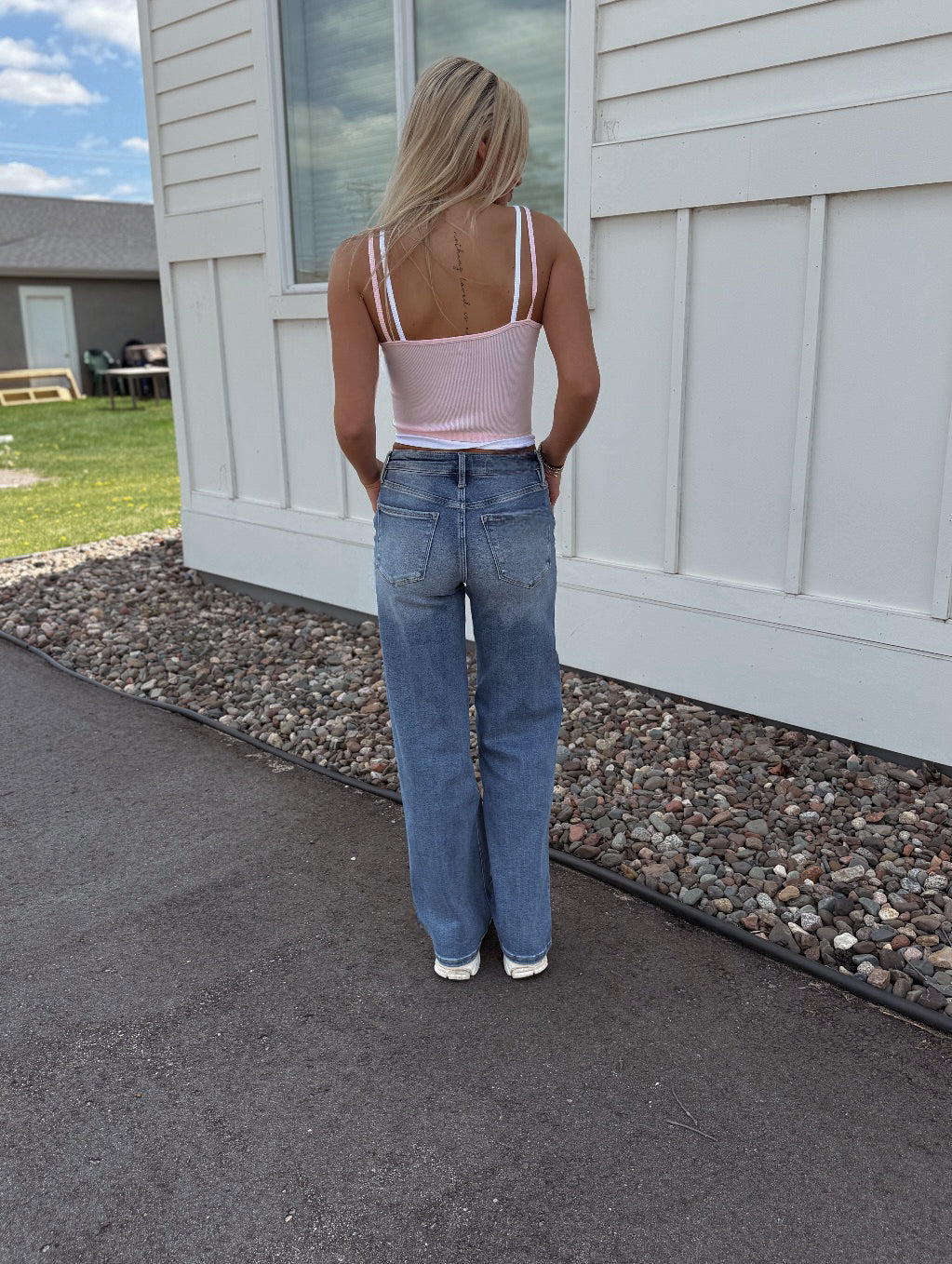Pindra Layered Tank