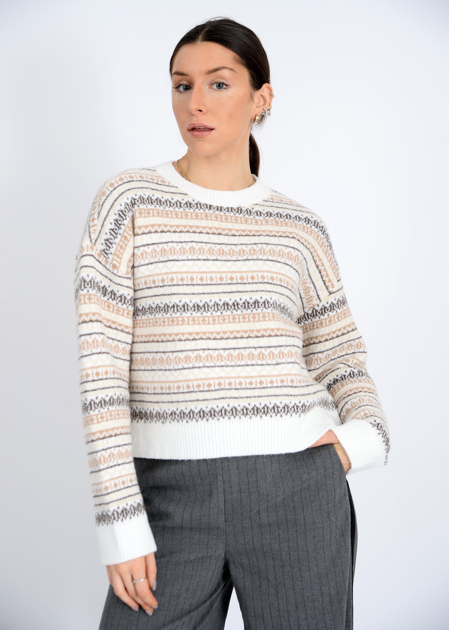 Hera Long Sleeve Pullover