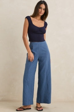 Gracie Sweetheart Top