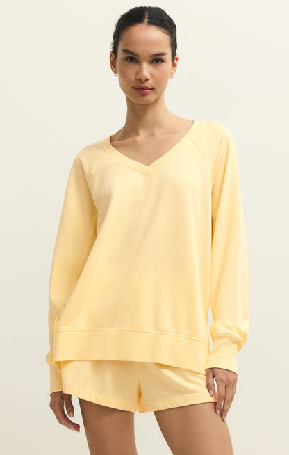 V-neck Weekender